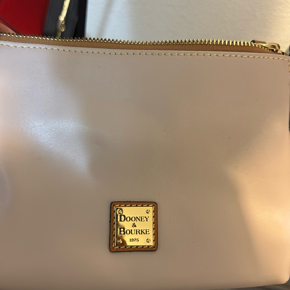 Dooney & Bourke cross body